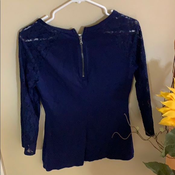 Express Blue top - Picture 3 of 3